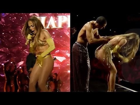 Jennifer Lopez’s Skirt FALLS OFF On Stage
