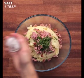 How To Make Ham And Cheese Stuffed Mash Balls