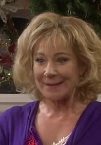 My Family S10:E10 - 2039: A Christmas Oddity