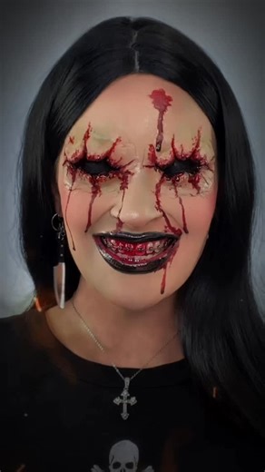 Theresa Spencer on Instagram: "Jeepers Creepers ripped my eyes out 🦇👁️🔪🩸 MY LITERAL WORST FEAR AS A CHILD!!!! He’s always been the scariest mf alive 😭😮‍💨 What was yours 🫣 I used @mehronmakeup modeling/scar wax with Prosaid Adhesive and @mehronmakeup Coagulating Stage Blood and @makeupamurder COD liquid eyeshadow shade Deadly Weapon for the eyes and mouth and @makeupamurder KISS of DEATH bite me Bloody Lip Oil for my bloody teeth #sfxmakeup #makeupamurder #mehronmakeup #jeeperscreepers #h