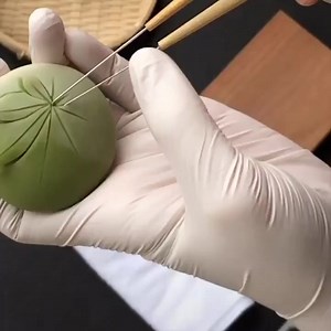 131K views · 4K reactions | Speaking of traditional Japanese sweets... #Japan #Wagashi﫶 | Japan in my eyes | Facebook