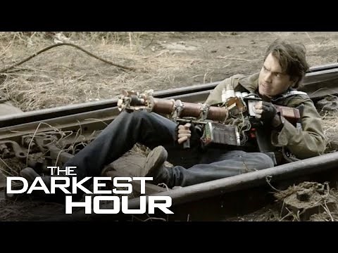 Exposing the Alien's Weakness w/ The Russians | The Darkest Hour
