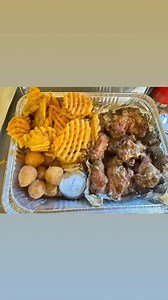 Chicken wings $1.10 each Platter for two ~15 wings, fries (crinkle or seasoned waffle fries and sweet corn hush puppies $20 Platter for 1~ 8 wings, fries (crinkle or seasoned waffle fries, and sweet corn hush puppies $12.79 50 Ct wing platter $55 (your choice of flavors Old bay, Buffalo, Garlic Parmesan, Sweet teriyaki, Hawaiian BBQ, Garlic Buffalo, Honey BBQ, or naked 540-582-9748 540-805-5369 #votedbestoftheburg6yrsinarow #BestWingsInTown | Dixie Joe's Crab Shack | Facebook