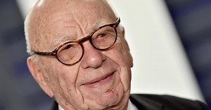 Rupert Murdoch steps down as News Corp. head