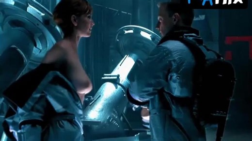 Carole Mackereth Breasts Scene in Total Recall 2070