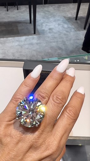 239K views · 779 reactions | SOME BIG ROCKS TO FILL YOUR SOCKS!!!! 罹A...