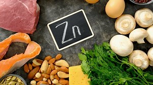 Os alimentos contêm zinco. Foco seletivo.: vídeo stock (100% livre de direitos) 3786230511 | Shutterstock