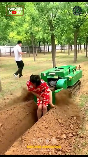 Introducing the innovative Agriculture Trench Digging Machine! 💡 Say goodbye to manual trench digging and embrace efficiency on your farm. This machine effortlessly creates precise trenches for planting, irrigation, or drainage systems with speed and accuracy. Boost productivity and save time with this game-changing technology in agriculture. Ready to take your farming operations to the next level? Invest in the future of farming today! 🌱🚜 #machine #trench #agriculture #farming #agricultureto