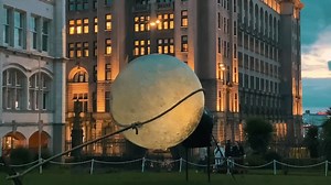 The River of Light Trail resumes this evening with all installations switched on. ✨ Please remember to be Covid safe when attending and follow Government guidance around staying local. #RiverOfLightTrail 🌈 MORE INFO: bit.ly/30qytgO | ScouseScene