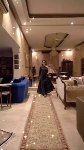 2.3K views · 47 reactions | Beautiful @yashfa in Allechant | Allechant | Facebook