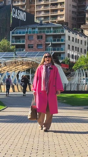 4.8K views | Generar ingresos online vendiendo inmuebles sin moverte...