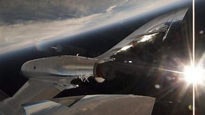 Virgin Galactic VSS Unity realiza seu primeiro voo com propulsão