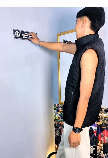 cakep bener nih jaket parasutnya bro🥶#jaketparasut #FashionPriaSimple #outfitpriasimple #fyp