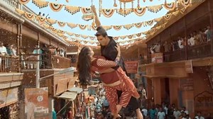 Tere Rang Song | Atrangi Re | A. R. Rahman | Akshay Kumar, Sara Ali Khan, Dhanush - Bollywood Hungama