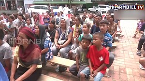 20 reactions | Manipur Governor Anusuiya Uikey meets and interacts with displaced persons living in a relief camp in Churachandpur Follow HornbillTV for latest updates Watch HornbillTV on ACC Channel No. 15, Airtel Channel 650, JIOTV, GTPL 982, NXT Digital Channel no 144, CITY CABLE 139, Pentagon, Hornbill Digital. #ManipurGovernor #interact #displaced #reliefcamps #ManipurViolence #Manipur | HornbillTV | Facebook