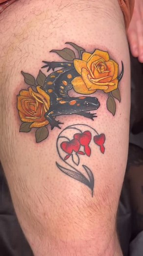 Dermshield Application by @alekivz 🤩 #recoveryaftercare #recoverydermshield #dermshield #aftercaretips #tattootips #tattootipsandtricks | Recovery Aftercare