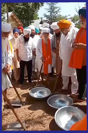 Foundation of langar hall & yatri sarai at gurdwara chattipatshahi sahib at village khampur sarai Chadoora budgam kashmir | IK BANI