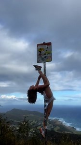 #circusaroundtheworld #poleexotic #lasvegas #acrobatics #acrobatics #hawaii #circusartist #poleart #polecombo #aerial #pole | Вероника Горошкова