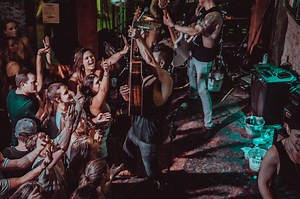 LIVE | Nudie's Honky Tonk