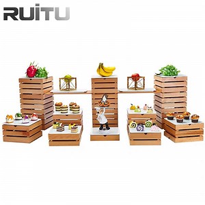 [Hot Item] Modern Skyline Buffet Serving Set Luxury Decoration Party Catering Rustic Wooden Cake Rack Shelf Wood Wedding Buffet Riser Cupcake Dessert Food Display Stand