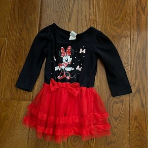 Beautiful Disney Minnie Mouse glitter embellished red and black dress sz. 18 mo.