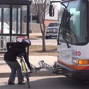 In this #AskABusBuddy video, Ken explains how to use the bus bike rack! 🚌🚲 Got questions about riding Transit? Our drivers are here to help! The Ask a Bus Buddy video series features some of the most common questions we get. Learn more at http://icgov.org/transit. | The City of Iowa City Government