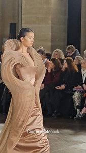 510 reactions · 67 shares | My 2 favourite looks from #gauravgupta. That first cocon dress in particula, I love the architectural sleeves and the back mademe think of a kimono.do you agree? #coutureweek #couture | CoutureNotebook | Facebook