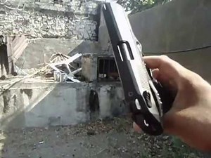 Pistola Beretta Px4 Storm Diabolos VS Bote de acero