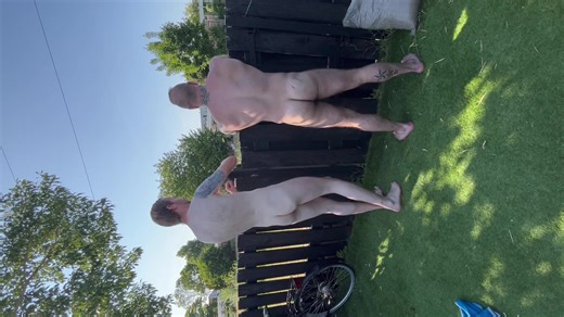 Comparing muscles and kiss