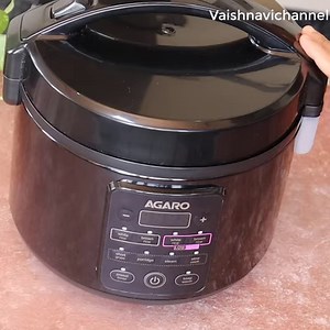 Weekend special chicken curry with multigrain roti | Vaishnavi Channel