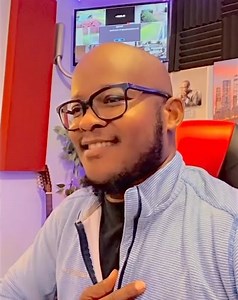 Si’w poko tande album saa, al tandel sou YouTube!! Ou pap regrèt! Mwen santi’m vrèman beni! Tit album nan se “RUACH” de Simiane! 🙌🙌🎶🎶🎶 🔥🔥🔥 SimianeMusic & Prophète Joel Francis Tatu, may God continue to bless you both!! I am blessed by your ministry! | Spencer Brutus