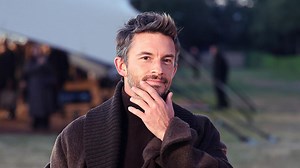 'Una estrella irresistible': 'People' confirma que Jonathan Bailey es el actor del momento y el más sexy