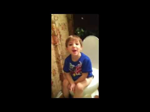 LITTLE BOY SINGING ON TOILET!?