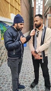 #KindlyShare tourist lost golden chain cast 200k please help us to find 8233858522.. 9103709668 | Kashmir Notebook