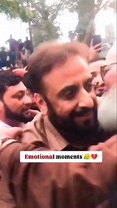 7.2K views · 775 reactions | Allah ka har Faisala Manzoor haay Inshallah Phir Hum Kamyab Hongay | Habeeb Owais | Facebook