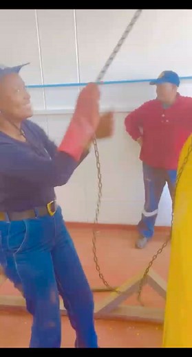 Chlorine Room, Changing A Chlorine Cylinder �� | Zimkhitha Siine Mzilikazi