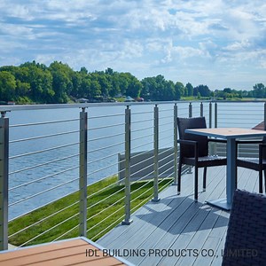 [Hot Item] Valla de alambre de acero inoxidable exterior balcón Cable de acero escaleras Post Baranda escalera pasamanos en el exterior y jardín Diseño de valla