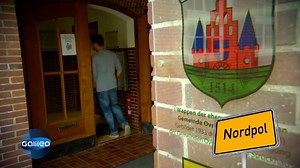 21K views · 64 reactions | Wir reisen zum Nordpol! Besser: nach Nordpol, in Niedersachsen. Was hat es mit dem seltsamen Namen auf sich? Wir fragen nach. | Galileo | Facebook