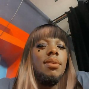 Kuku jjuuuu🥰🥰🥰ebyo byebiluma abayaye😂😂😂 | Ugamusic. Biz