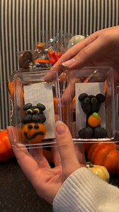 3.9K views · 29 reactions | La fameuse nuit approche... Halloween est presque là, et vos petits monstres sont prêts pour la chasse aux friandises!  Voici de nombreuses gourmandises qui les feront frissonner de plaisir : une citrouille garnie au chocolat, des bouchées d’Halloween au caramel, un suçon guimauve fantôme en chocolat et bien d’autres! Faites vite, ces petits délices disparaissent rapidement : https://bit.ly/4gVtwTr | Première Moisson | Facebook