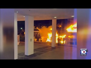 Fire destroys multiple yachts at Sunny Isles Beach marina