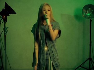 Actualización de Wheein en IG Whee In 1st Full Album [IN the mood] HIGHLIGHT MEDLEY Vayan a ver el adelanto completo: https://youtu.be/DoQXg0tzHE8 🔗 https://www.instagram.com/reel/CyDf-Gev61b/?igshid=MWZjMTM2ODFkZg== #MAMAMOO #마마무 #Solar #Moonbyul #Wheein #Hwasa 💫Moon Rouge | Mamamoo Universe