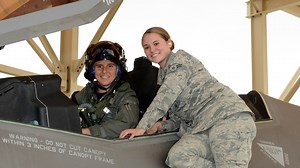 8.2K views · 321 reactions | Historic Flight: First Female F-35 Pilot #femalepilot #pilot #usaf #f35 #f16 #f22 #f15 #f18 #military #usmilitary #aviationlovers #fighter #foryoupagе #viralposts | Vitória | Facebook