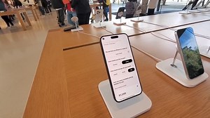 110K views · 2.3K reactions | Apple Headquarters | এখানে পানির দামে iPhone বিক্রি হয়। Silicon Valley, USA | | Hello USA | Facebook