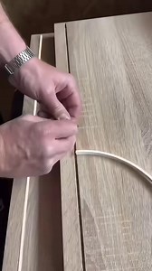 241K views · 1.1K reactions |  LED DÂY 12V 5x10 – DÙNG ĐIỆN NHÀ 110V–220V ✨ Lắp dễ – Sáng mạnh – Tiết kiệm điện! Anh em muốn trang trí tủ, kệ, gầm giường, biển hiệu hay làm đèn decor mà nhà xài điện 110V – 220V? ➡️ Giải pháp cực gọn: LED dẻo 12V + bộ nguồn chuyển đổi + đầu bấm là xài ngay! ⸻  Combo tiện lợi – Mua 1 lần là đủ đồ: | Đức Bán Đèn | Facebook