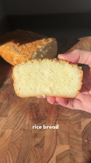 GLUTEN FREE RICE BREAD 🍞🍚 INGREDIENTS ▪️ 350 g raw rice soaked at least 4 hours (12 oz) ▪️ 210 ml warm water (3/4 cup 2 tbsp) ▪️ 30 ml extra virgin olive oil (2 tbsp) ▪️ 20 ml honey (1 tbsp) ▪️ 1 tsp salt ▪️ 20 g fresh yeast (0.7 oz) ▪️ Seeds for topping ⏱ Rest 1 hour Bake 40 minutes | 🌡 355°F 1️⃣ Drain the soaked rice very well. 2️⃣ Add the rice, warm water, olive oil, honey and salt to a blender. 3️⃣ Blend for several minutes until the mixture is completely smooth and liquid. 4️⃣ Add the cr
