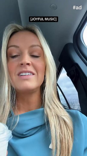 #ad joyful atmospheres and smiling @Starbucks Baristas make the best difference in my week ☕️ ​☺️ #23 | Nicole Renard