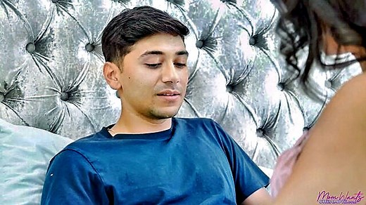 Stepmom With Big Tits And A Desire For Creampie - XXXBP