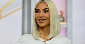 PHOTO Kim Kardashian : méconnaissable, elle arbore une coiffure complètement inattendue des années 80