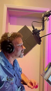 “Could he be the crucial one, who makes all the difference?” Watch Neal Shusterman narrate an excerpt from ALL BETTER NOW, his latest YA thriller set in a dystopian world where happiness is literally contagious. Get your copy: https://www.simonandschuster.com/books/All-Better-Now/Neal-Shusterman/9781797161358. CC: Simon Teen | Simon & Schuster Audio